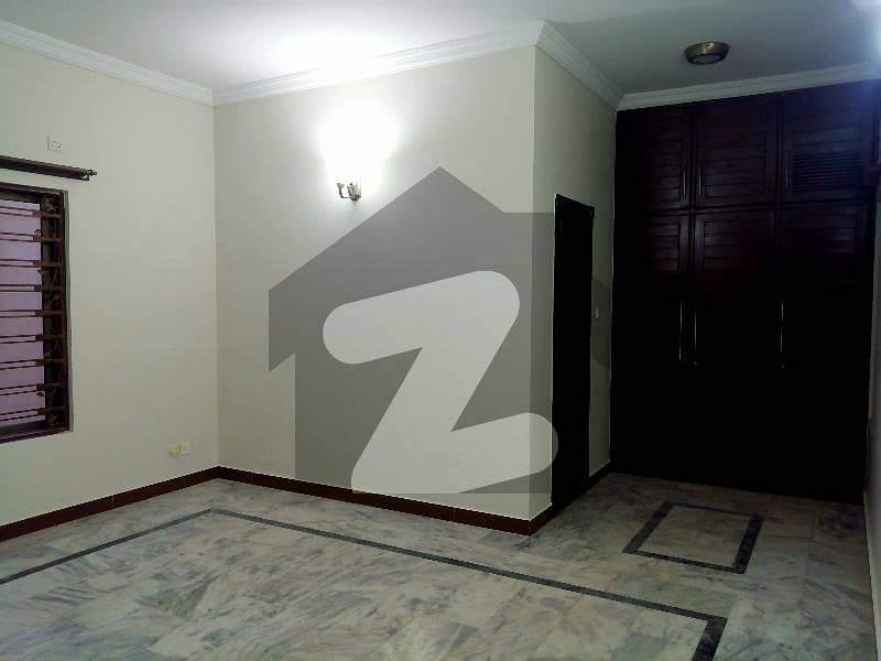 35x70 10 Marla Ground Portion For Rent In G-13 35x70 10 Marla Ground Portion For Rent In G-13