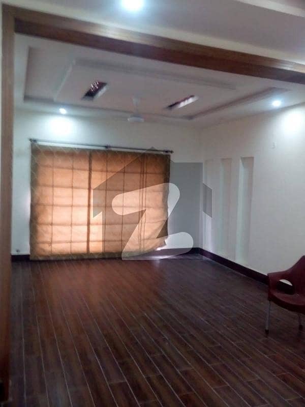 Prime Location 1 Kanal House Available For Rent in Gulberg Prime Location 1 Kanal House Available For Rent in Gulberg