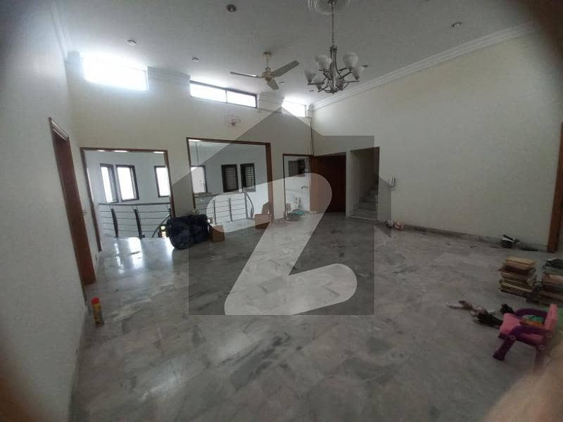 500 Yard Bungalow For Rent 500 Yard Bungalow For Rent