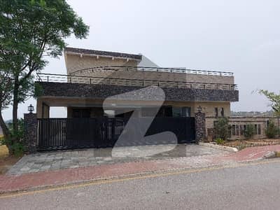 بحریہ ٹاؤن فیز 8 ۔ بلاک اے بحریہ ٹاؤن فیز 8,بحریہ ٹاؤن راولپنڈی,راولپنڈی میں 3 کمروں کا 1 کنال مکان 1.95 لاکھ میں کرایہ پر دستیاب ہے۔ بحریہ ٹاؤن فیز 8 ۔ بلاک اے بحریہ ٹاؤن فیز 8,بحریہ ٹاؤن راولپنڈی,راولپنڈی میں 3 کمروں کا 1 کنال مکان 1.95 لاکھ میں کرایہ پر دستیاب ہے۔