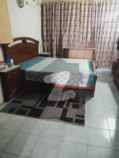 HOUSE FOR SALE Block 15 G+2 HOUSE FOR SALE Block 15 G+2