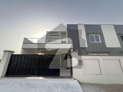 350 SQUARE YARDS 4 BED DD FOR RENT FALCON COMPLEX