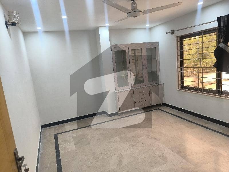 3 Beds Upper Portion Available Gor Rent In G9 3 Beds Upper Portion Available Gor Rent In G9