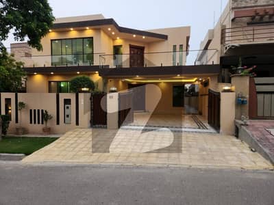 1 Kanal House For Sale in DHA Phase 1 Sector B