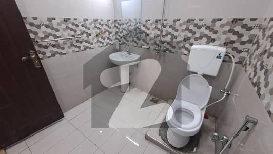 10 Marla Lower Portion For Office Johar Town