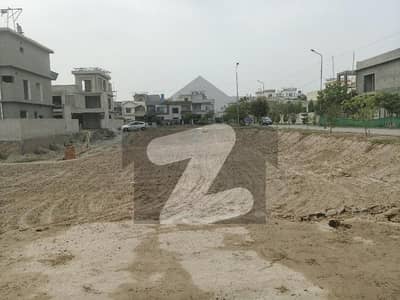 5 Marla plot  platinum