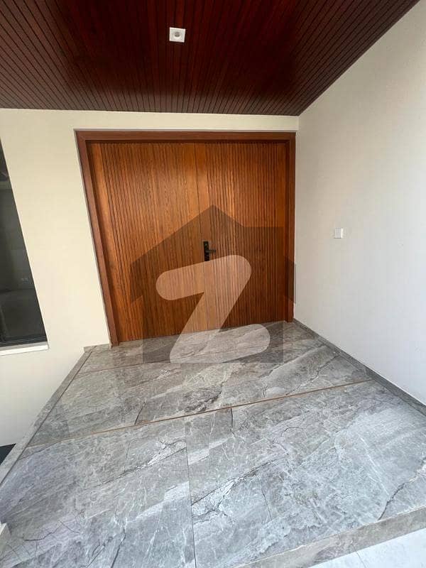 F-7/ Barnd New House Available For Rent F-7/ Barnd New House Available For Rent