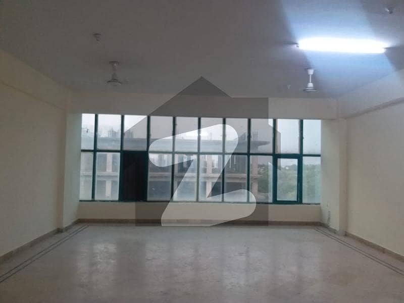 I-8 Markaz 800 Sqft Office Available For Rent Located In I-8 Markaz I-8 Markaz 800 Sqft Office Available For Rent Located In I-8 Markaz