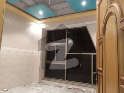 5 MARLA COMMERCIAL GROUND FLOOR AVAILABLE FOR RENT