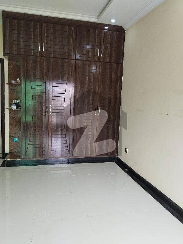 Upper Portion For Rent Upper Portion For Rent