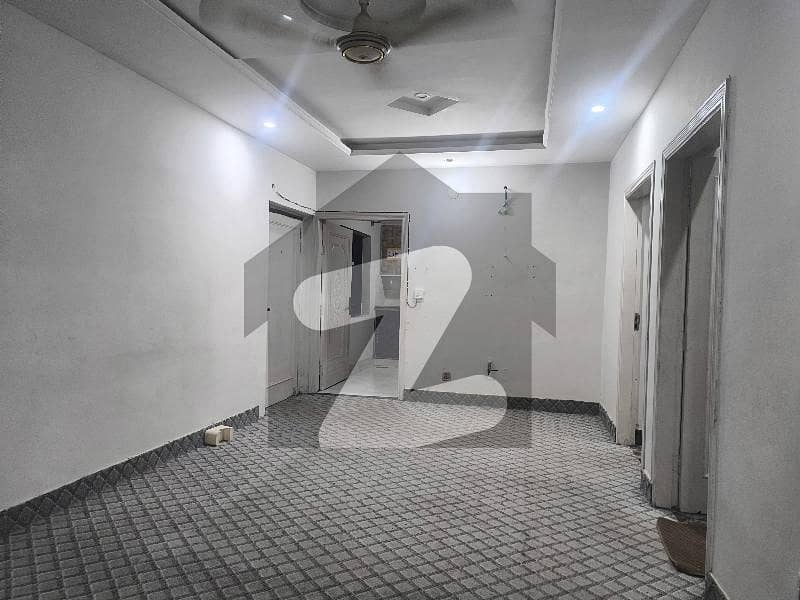 3 Beds Upper Portion Available For Rent In G10 3 Beds Upper Portion Available For Rent In G10