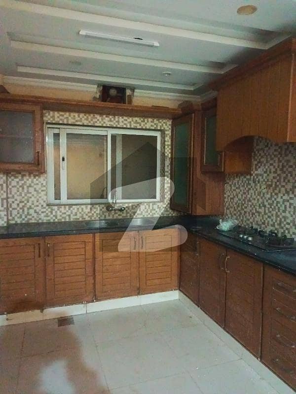 Upper Portion 3 Bdrm For Rent Demond 75000 Upper Portion 3 Bdrm For Rent Demond 75000