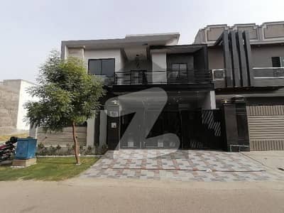 رائل آرچرڈ - بلاک ایف رائل آرچرڈ,ملتان پبلک سکول روڈ,ملتان میں 5 کمروں کا 10 مرلہ مکان 3.6 کروڑ میں برائے فروخت۔