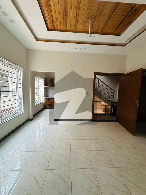 2 Bed Room Flat For Rent In Gulraiz Near Bahria Town 2 Bed Room Flat For Rent In Gulraiz Near Bahria Town