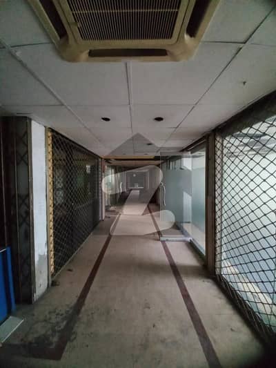 علامہ اقبال ٹاؤن لاہور میں 1 مرلہ Studio دفتر 15.0 لاکھ میں برائے فروخت۔