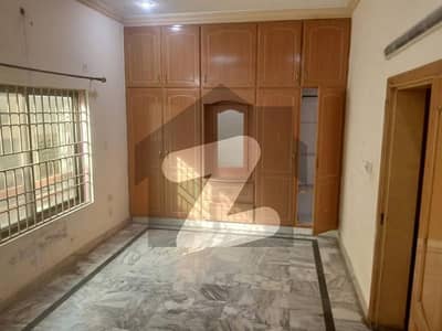 G-9-4 House Available For Rent