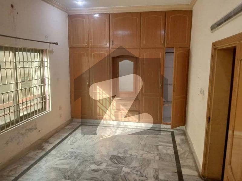 G-9-4 House Available For Rent G-9-4 House Available For Rent