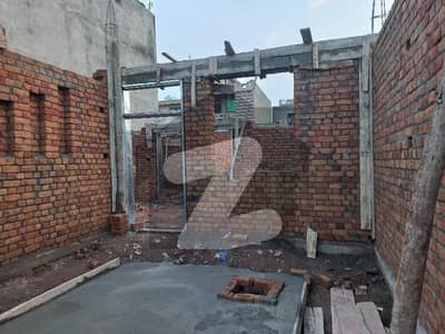 Structure