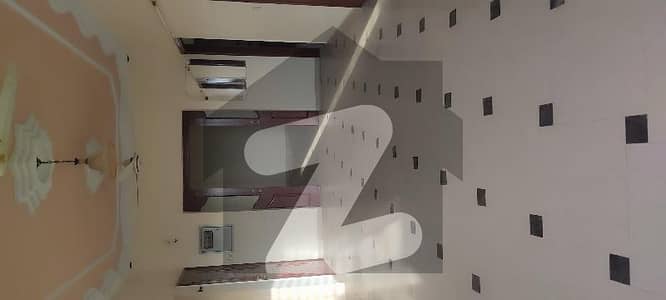 Apartment for rent a Sharafabad