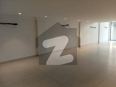 4 MARLA OFFICE AT 3RD FLOOR FOR RENT IN DHA PHASE 6 MB