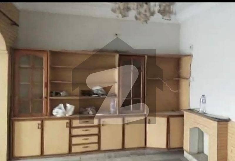 UPPER PORTION FOR RENT A BLOCK UPPER PORTION FOR RENT A BLOCK