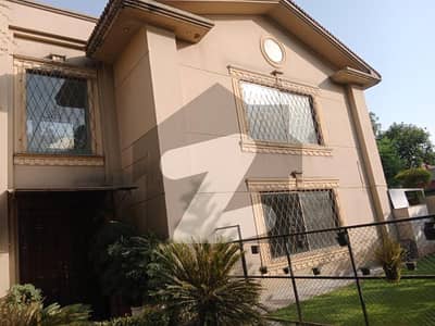 Stunning Corner 8 Bed House With Media Room Next To Park In F-10 For Rent Stunning Corner 8 Bed House With Media Room Next To Park In F-10 For Rent