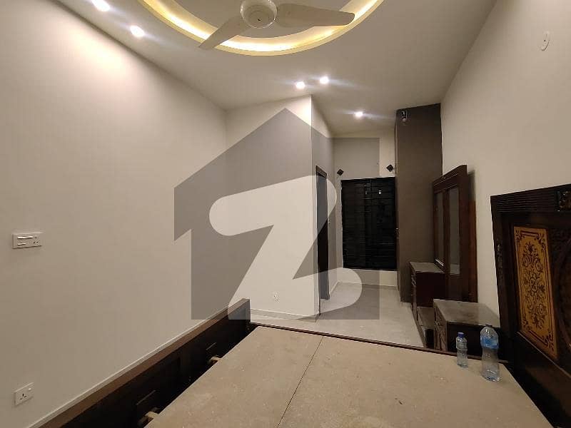 5 Marla Beautiful House Available for Sale 5 Marla Beautiful House Available for Sale