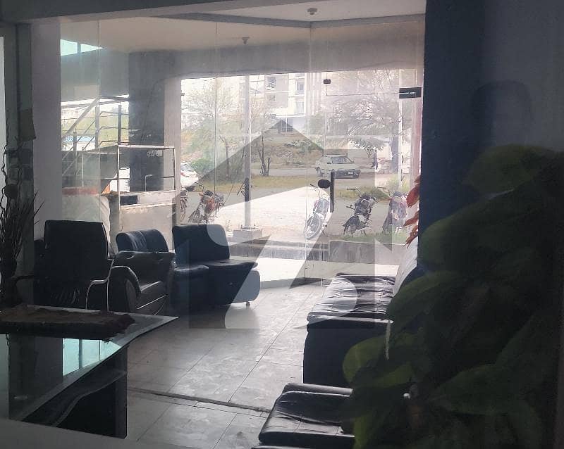 ڈی ۔ 12 مرکز ڈی ۔ 12,اسلام آباد میں 1 مرلہ دکان 3.5 کروڑ میں برائے فروخت۔ ڈی ۔ 12 مرکز ڈی ۔ 12,اسلام آباد میں 1 مرلہ دکان 3.5 کروڑ میں برائے فروخت۔