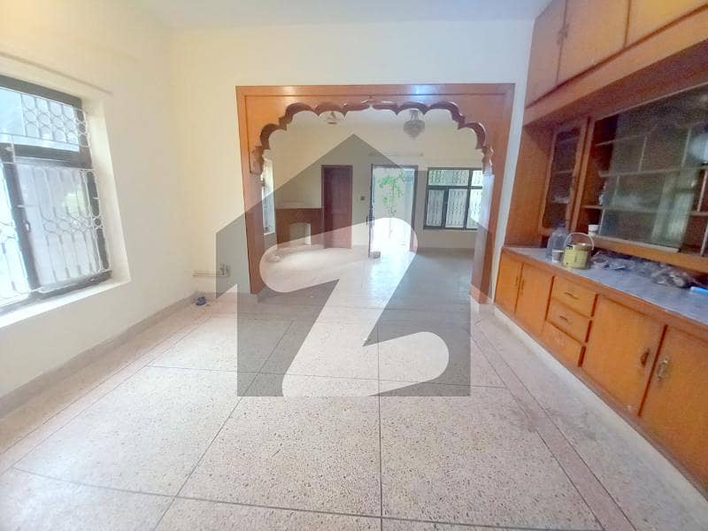 Renovated 3 Bedroom Independent House For Rent, F-11, Islamabad Renovated 3 Bedroom Independent House For Rent, F-11, Islamabad