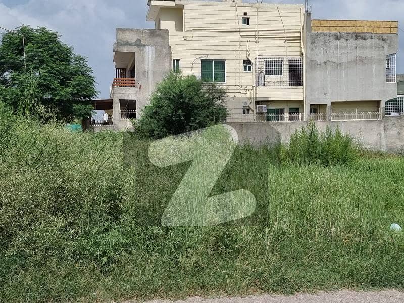 837 Square Yards Building In Only Rs. 5850000000 837 Square Yards Building In Only Rs. 5850000000