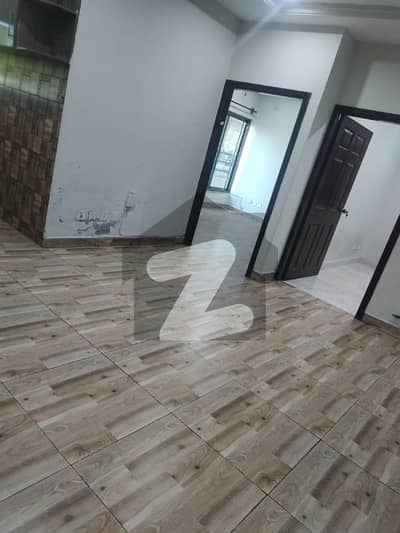 3 Bedrooms Unfurnished Apartment Available For Rent In E11 4