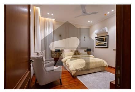 1 Kanal Beautiful House For Rent