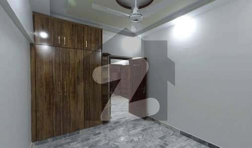 West Open Flat For Sale In Ishaqabad Karachi