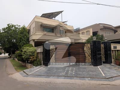 پی سی ایس آئی آر ہاؤسنگ سکیم فیز 2 پی سی ایس آئی آر ہاؤسنگ سکیم,لاہور میں 4 کمروں کا 1 کنال مکان 7.45 کروڑ میں برائے فروخت۔