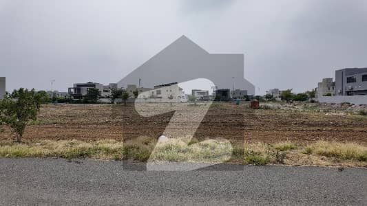 A 1 Kanal Residential Plot In Lahore Is On The Market For Sale