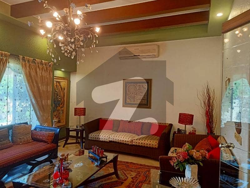 ڈی ایچ اے فیز 6 ڈیفنس (ڈی ایچ اے),لاہور میں 6 کمروں کا 3 کنال مکان 27.0 کروڑ میں برائے فروخت۔ ڈی ایچ اے فیز 6 ڈیفنس (ڈی ایچ اے),لاہور میں 6 کمروں کا 3 کنال مکان 27.0 کروڑ میں برائے فروخت۔