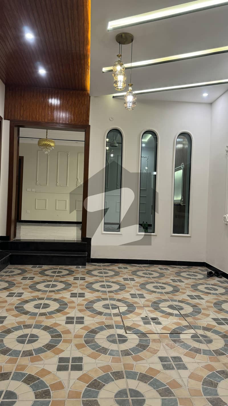 10 Marla Brand New House For Sale 10 Marla Brand New House For Sale