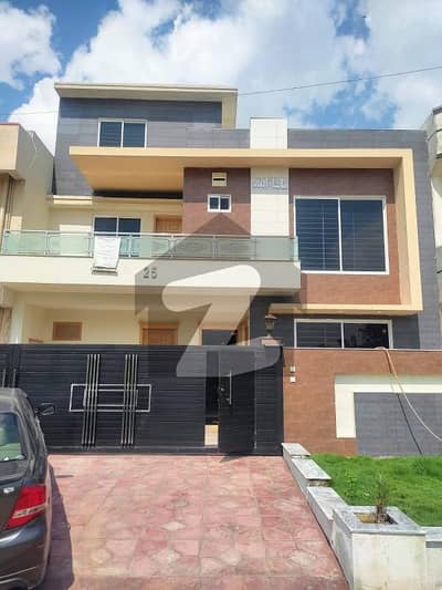 35x70 Beautifull House For Sale In G-13 At Best Location
