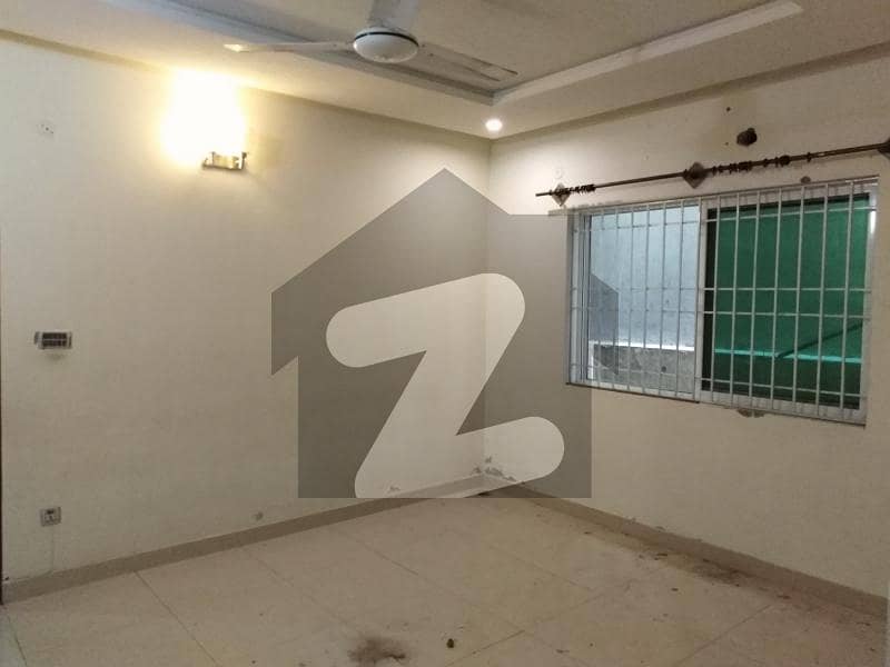 Buy A Centrally Located 12 Marla Upper Portion In I-8 Buy A Centrally Located 12 Marla Upper Portion In I-8