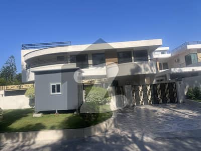 ایف ۔ 11 اسلام آباد میں 6 کمروں کا 1 کنال مکان 20.0 کروڑ میں برائے فروخت۔