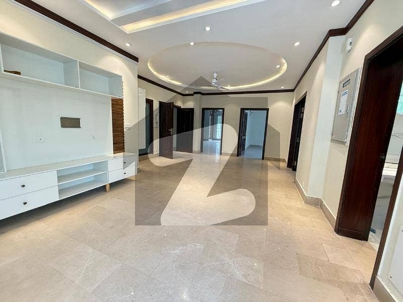 F-10 Beautiful House Available for rent F-10 Beautiful House Available for rent