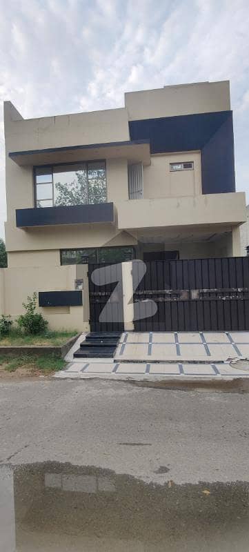 5 Marla house is available for rent in Al hafeez garden l housing scheme phase 2 canal road near sozo water park Lahore