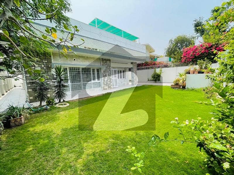 House Available For Rent On Prime Location in F-7 House Available For Rent On Prime Location in F-7