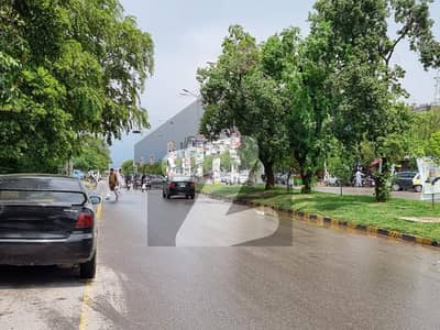 ایف ۔ 11/3 ایف ۔ 11,اسلام آباد میں 1 کنال مکان 16.5 کروڑ میں برائے فروخت۔