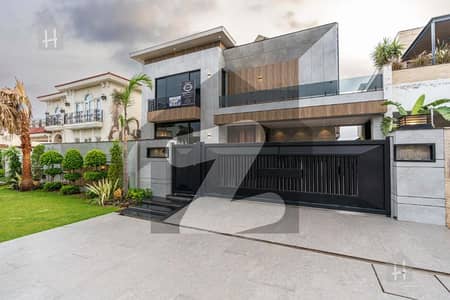 BEST OPPORTUNITY ORIGINAL PICTURES FULLY FURNISHED WITH HOME THEATRE MODERN BUNGALOW FOR SALE BEST OPPORTUNITY ORIGINAL PICTURES FULLY FURNISHED WITH HOME THEATRE MODERN BUNGALOW FOR SALE