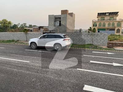 Plot for sale investor rate urgent prime location. Society name Islamabad village society.