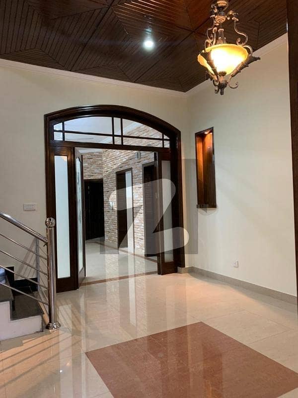 HOUSE FOR RENT IN F-8 HOUSE FOR RENT IN F-8
