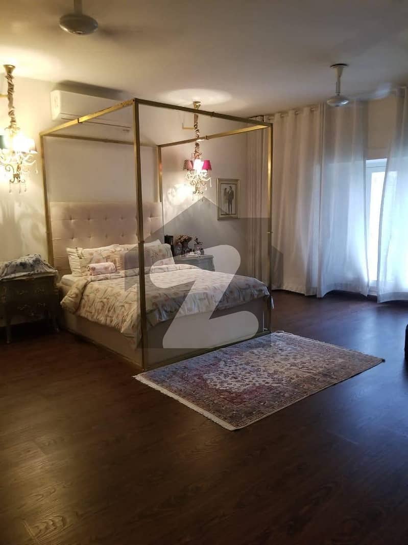 ڈی ایچ اے ڈیفینس کراچی میں 5 کمروں کا 1 کنال مکان 12.25 کروڑ میں برائے فروخت۔ ڈی ایچ اے ڈیفینس کراچی میں 5 کمروں کا 1 کنال مکان 12.25 کروڑ میں برائے فروخت۔