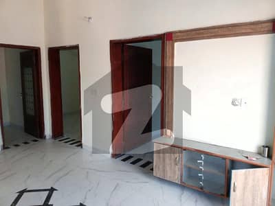 Neat And Clean Flat Available Near UCP University And Shokat Khanum Hospital