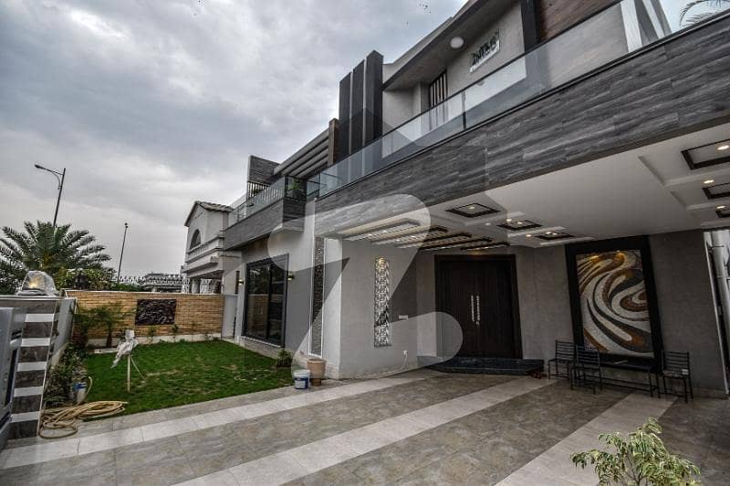 20 Marla Elegant And Fully Maintained Super Hot Located Bungalow Is Available In The Best Block Of DHA Lahore. 20 Marla Elegant And Fully Maintained Super Hot Located Bungalow Is Available In The Best Block Of DHA Lahore.